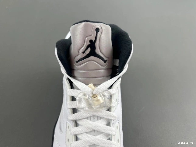 and Black"  Retro DD0587-110 Jordan 5 "White  0817